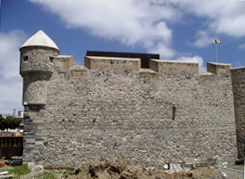 Geschichte, Castillo de la luz im Hafen von Las Palmas